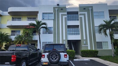 Building Photo - 10785 SW 108th Ave