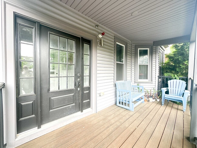 Photo - 77 Torrey St Apartment