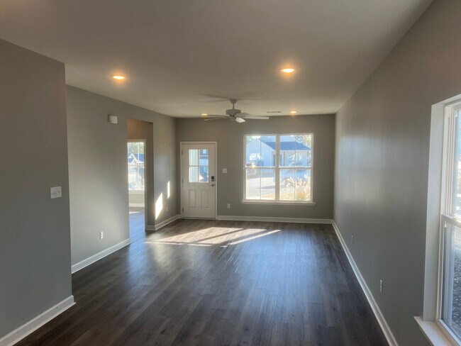 Foto del edificio - 3 Bed 3 Bath Home