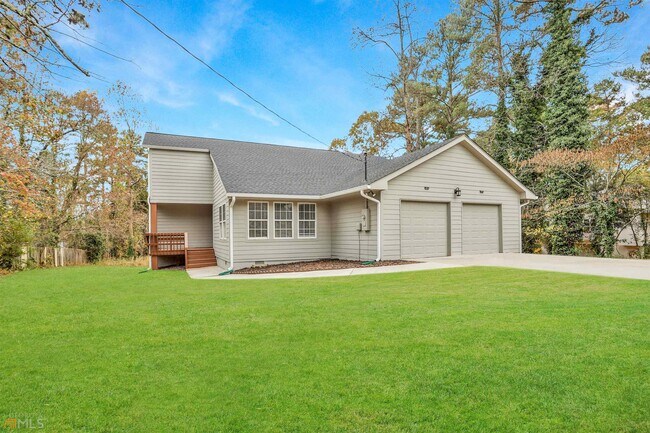Foto del edificio - 2621 Windridge Dr