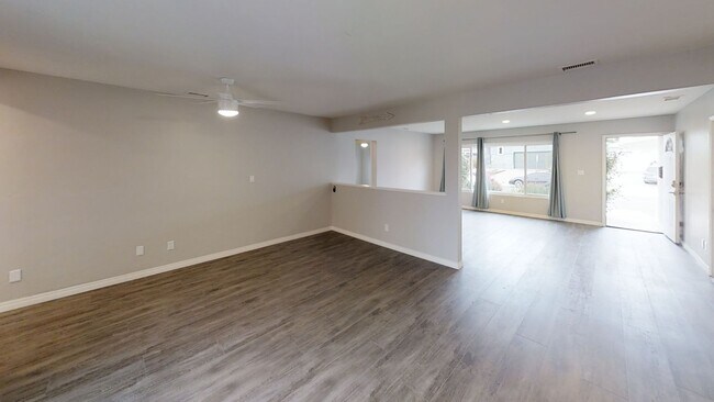 Foto del edificio - 5061 &amp; 5063 Art St.