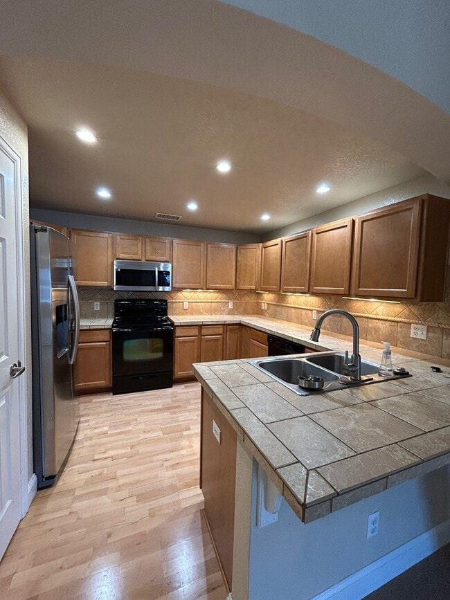 Building Photo - 16687 Las Ramblas Ln