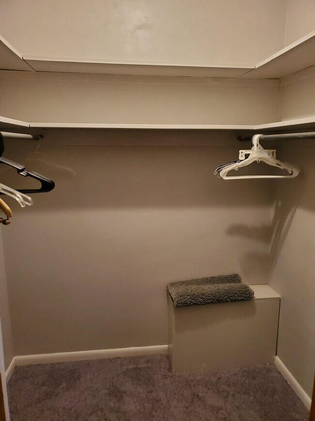 Foto del edificio - 1202 Savannah Rd