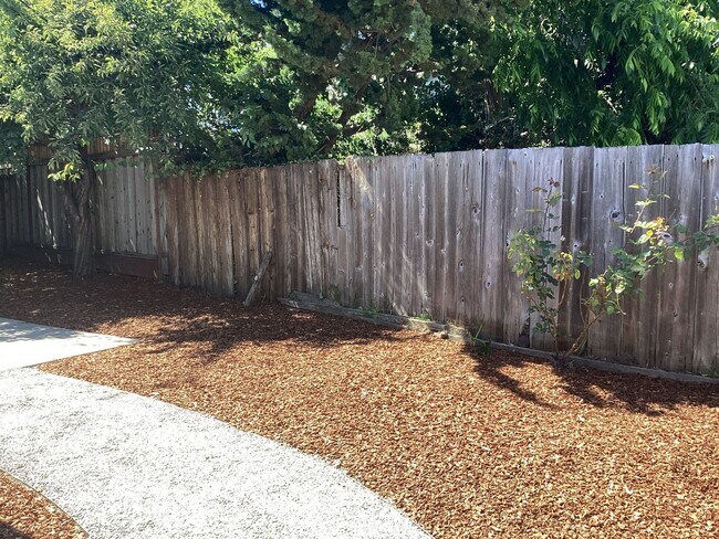 Foto del edificio - Westside property