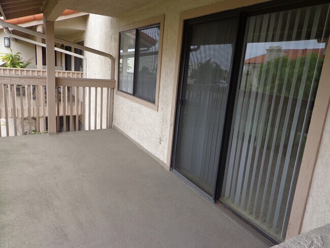 Foto del edificio - 19172 Shoreline Ln
