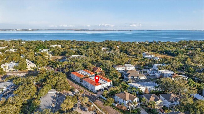Foto del edificio - 5601 Bayshore Blvd