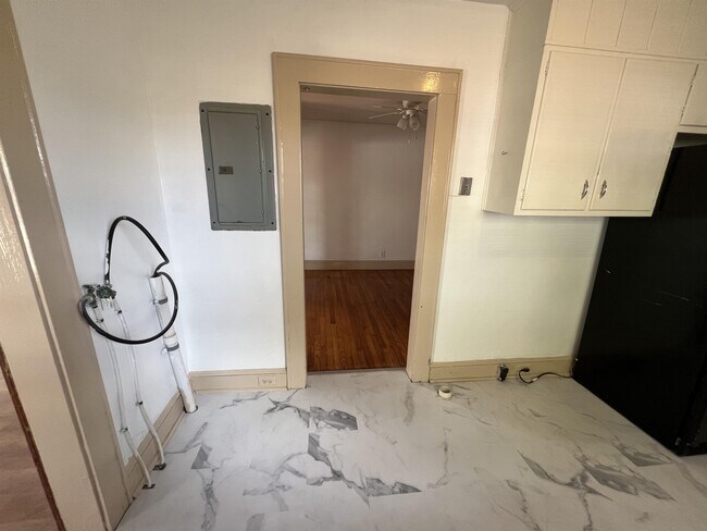 Foto del edificio - 2701 S Memorial Dr