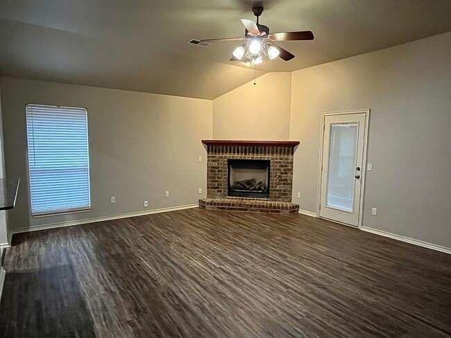 Photo - Great 3 Bed 2 Bath Home in Coffee Creek!!