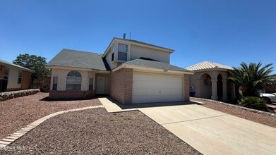 Building Photo - 7448 Plaza Taurina Dr