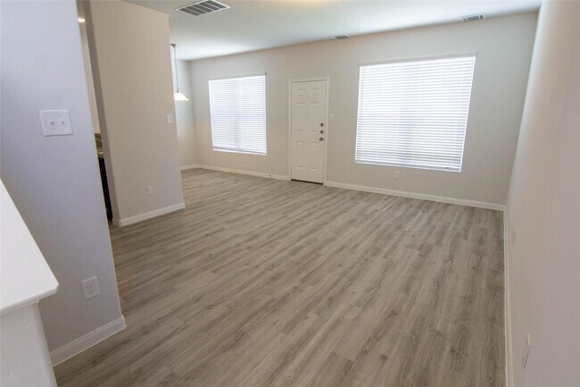 Building Photo - 24303 Dolce Marina Ct