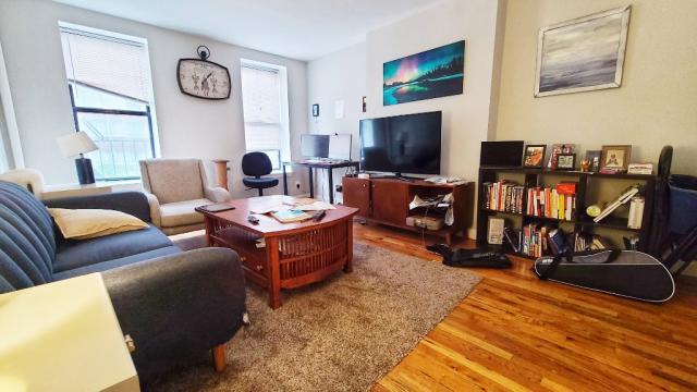 Foto principal - 1 bedroom in New York NY 10019