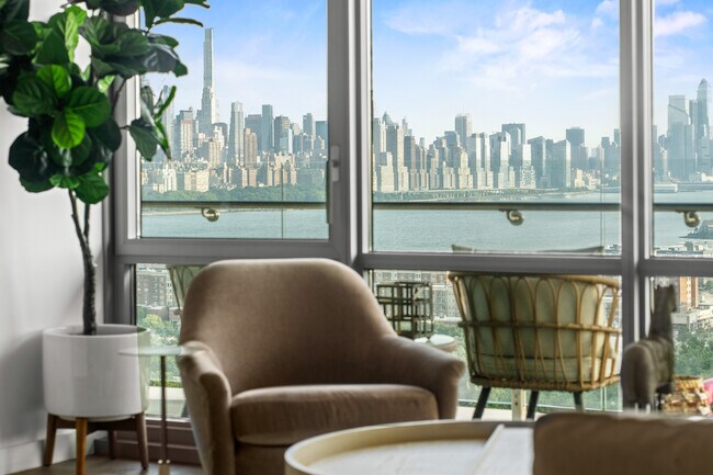 Foto del edificio - 320 Adolphus Ave