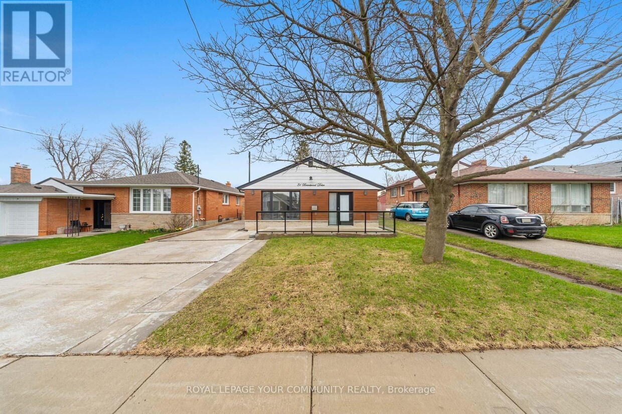 Primary Photo - 31 Brantwood Dr