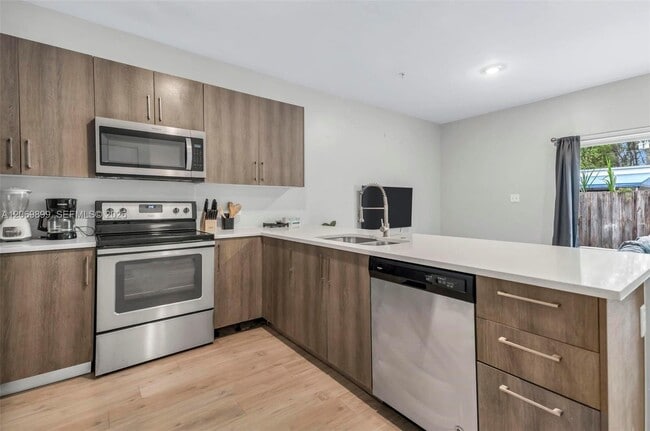 Building Photo - 171 NW 158th St