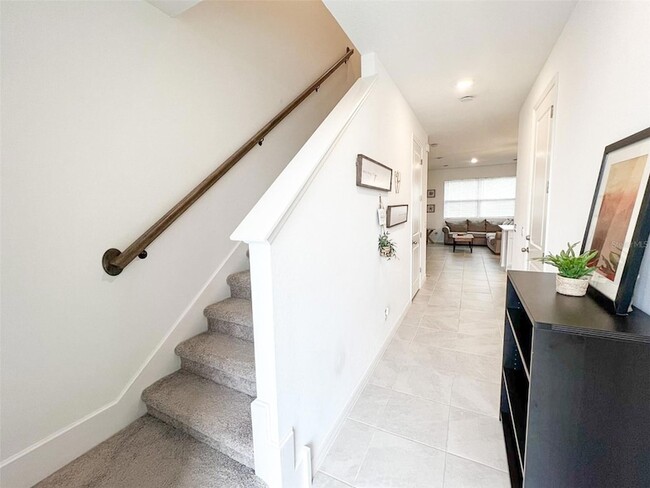 Building Photo - 868 Longboat Dr