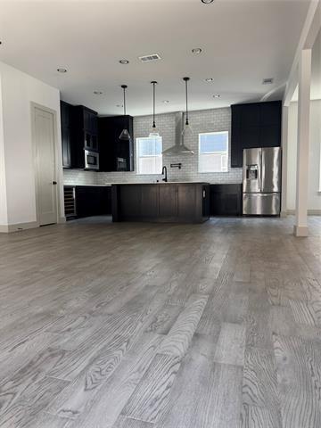 Foto del edificio - 2511 Carolwood Ln