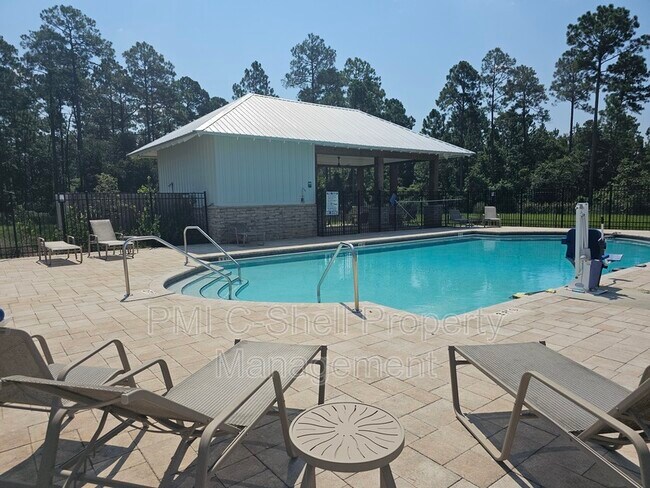 Foto del edificio - 9804 Nature Creek Blvd