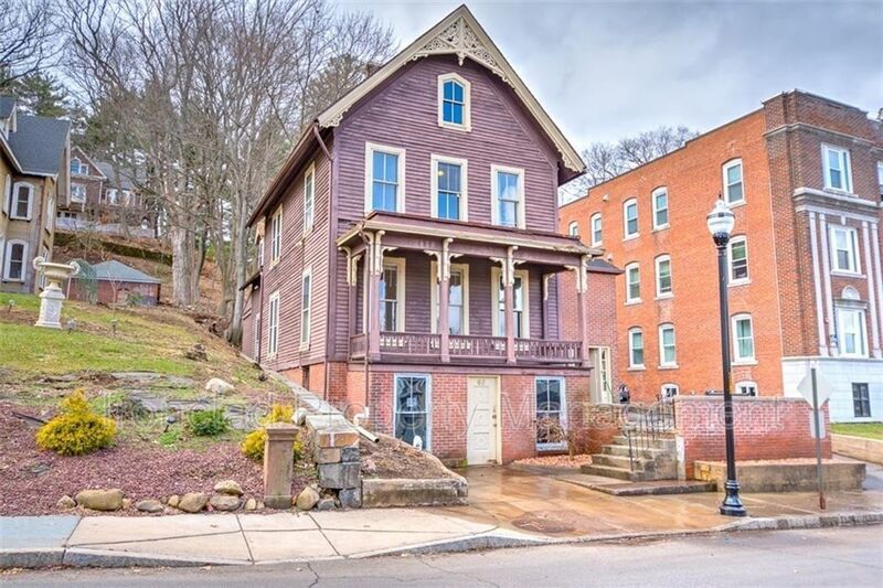 65 S High St Unit Floor 2, New Britain, CT 06051 Condo for Rent in