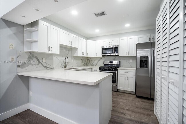 Foto del edificio - 6211 SW 116th Pl