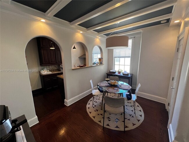Building Photo - 3224 Biscayne Blvd