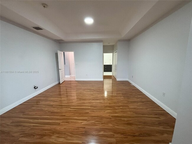 Building Photo - 2122 SW 151st Pl