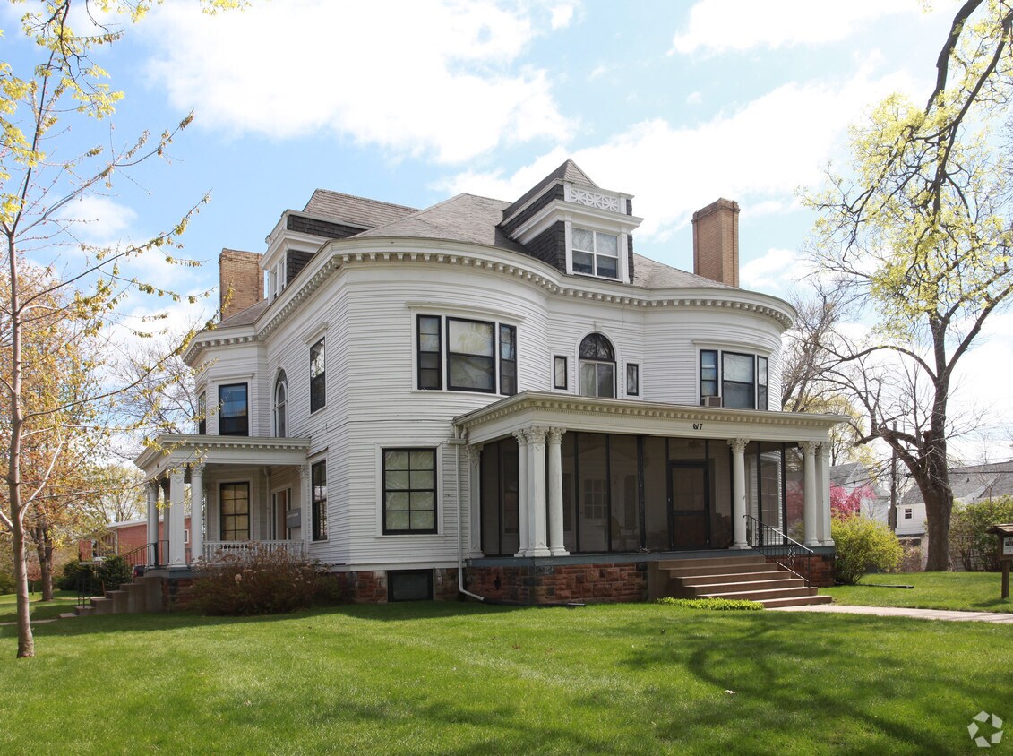 Primary Photo - 617 3rd Ave