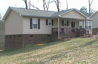 Building Photo - 1680 Plyler Lake Rd