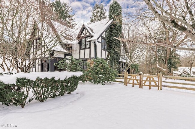 Foto del edificio - 7020 S Woodland Rd