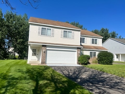 Foto principal - Bright and spacious end unit townhome in A...