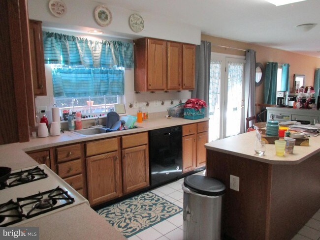 Building Photo - 2032 Knotty Pine Dr