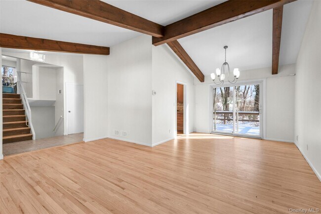 Foto del edificio - 25 Woodhollow Ln