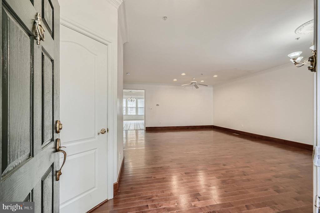 Primary Photo - 5917 Perfect Calm Ct