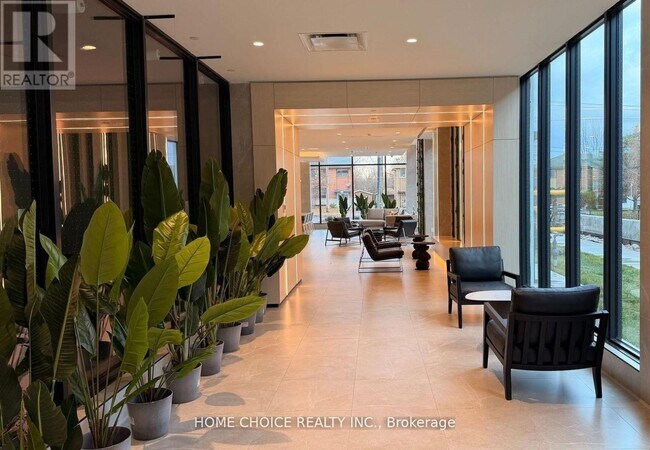 Photo du bâtiment - 699 Sheppard Ave E