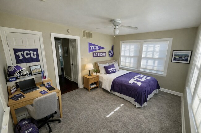 Foto del edificio - 3232 Cockrell Ave