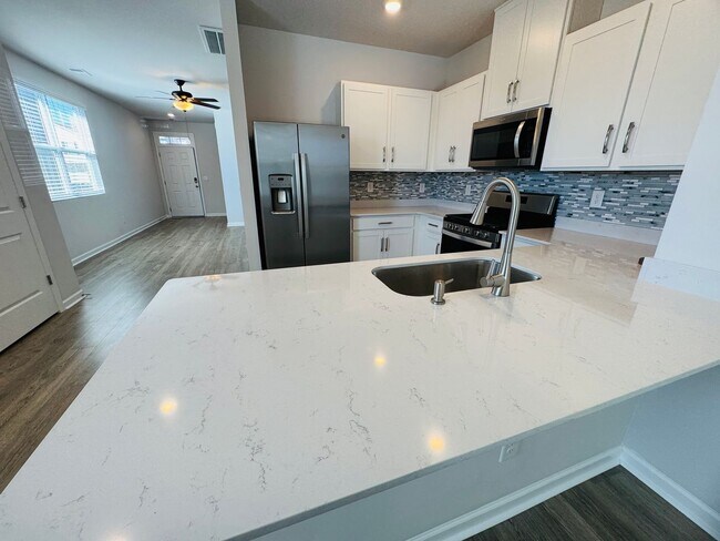 Foto del edificio - 874 Long Leaf Rd