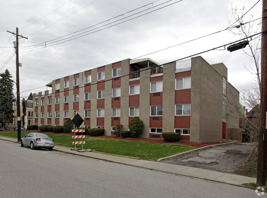 Primary Photo - Alder Place Apartments
