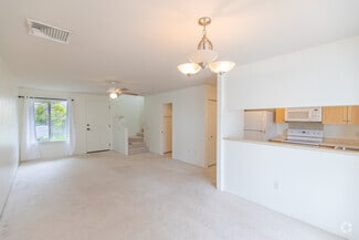 Building Photo - 644 Meakanu Ln