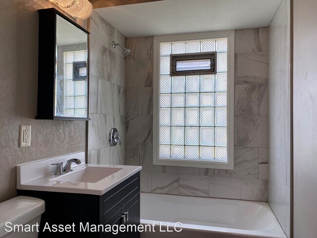 Foto del edificio - 3 br, 1 bath House - 5051 N 53rd St.