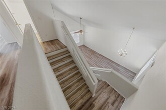 Building Photo - 3601 Estate View St