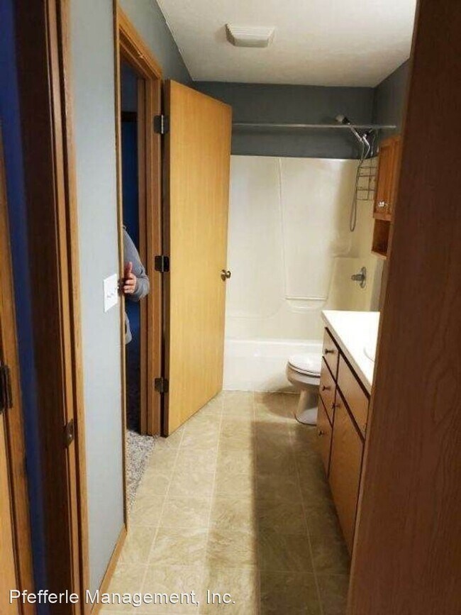 Foto del edificio - 3 br, 2 bath House - 1403 Manitowoc Road
