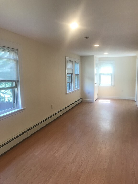 Building Photo - 28 Hillcrest Pkwy