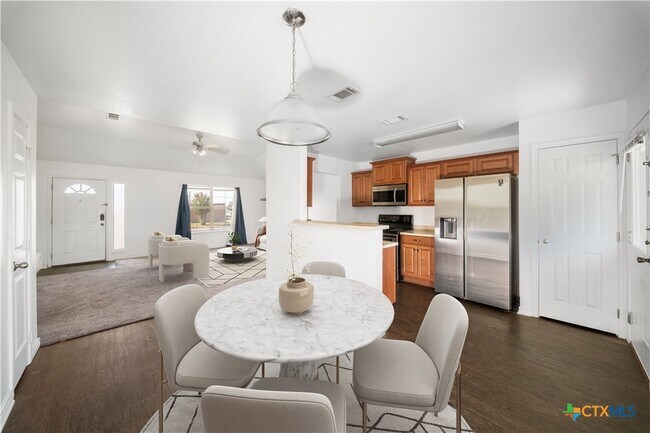 Foto del edificio - 2624 Saulsbury Dr