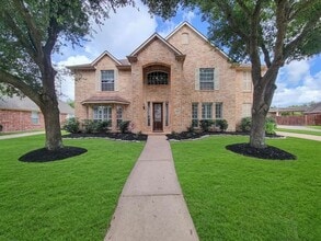 Building Photo - 17715 Laguna Trail Dr