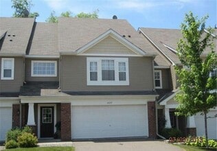 Building Photo - 5073 Dunkirk Pl N