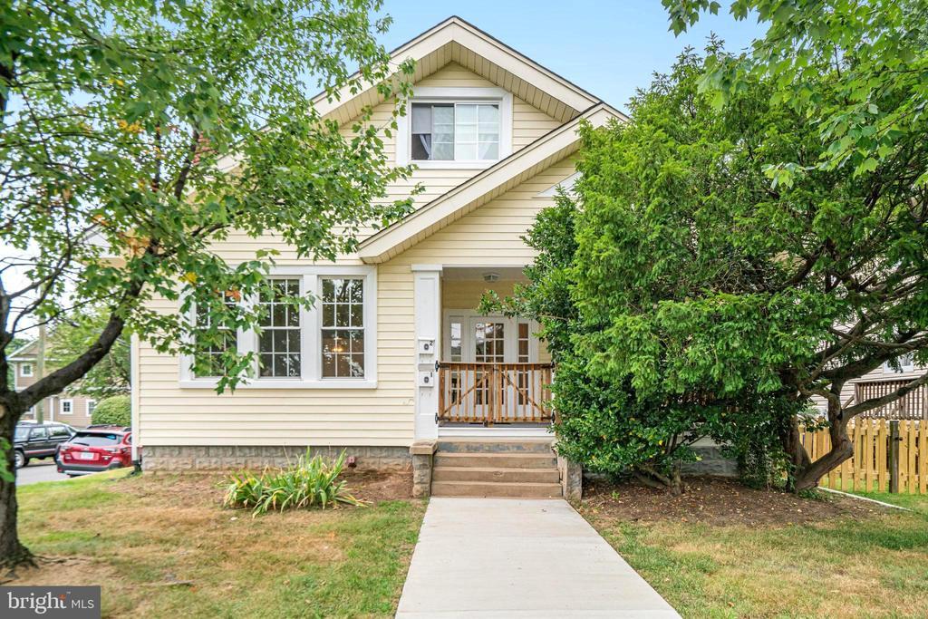 Foto principal - 3531 7th St S