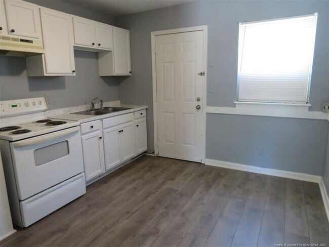 Foto del edificio - 412 Beta St