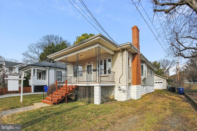 Building Photo - 3129 8th St N