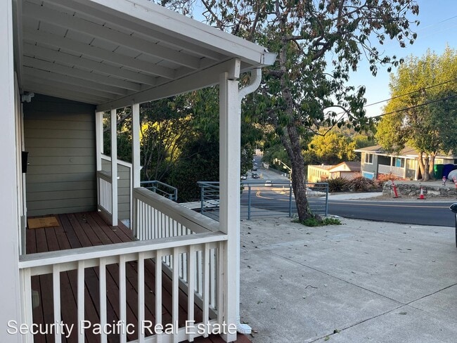 Building Photo - 3 br, 2 bath House - 4087 La Colina