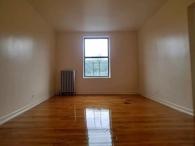 4996 Broadway Unit 2C, New York, NY 10034 - Room for Rent in New York ...