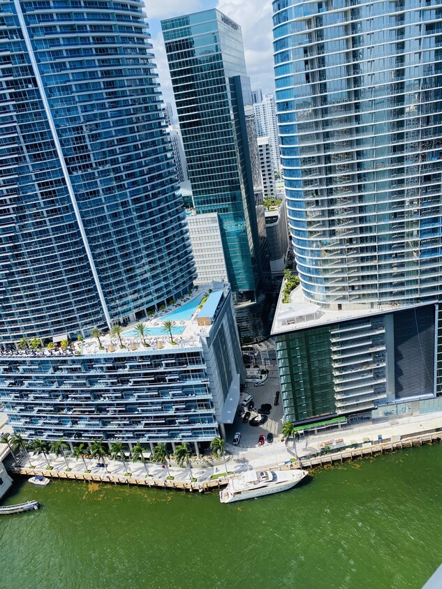 Foto principal - 465 Brickell Ave